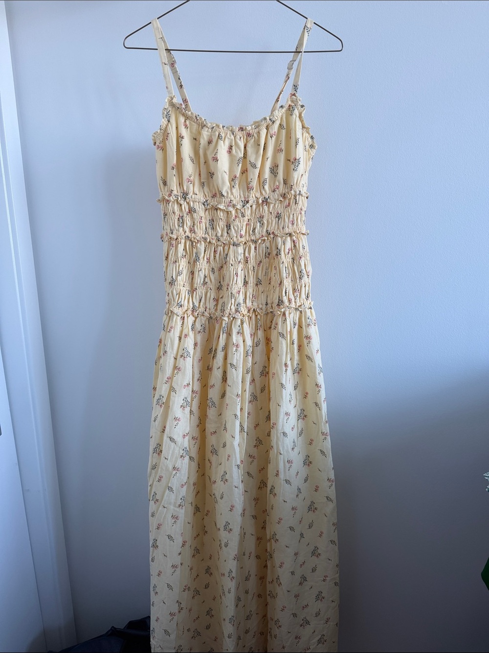 Abercrombie Summer Floral Smocked Midi Dress - Yellow M